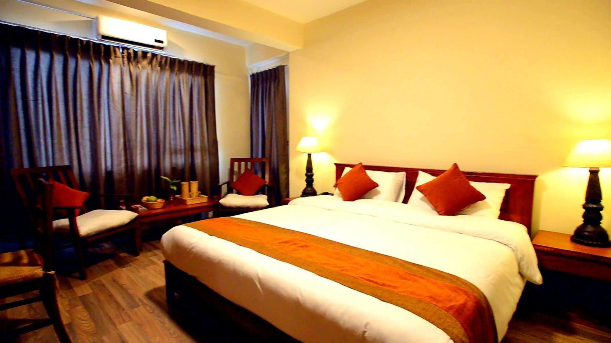 Golden Temple Inn Katmandu Dış mekan fotoğraf